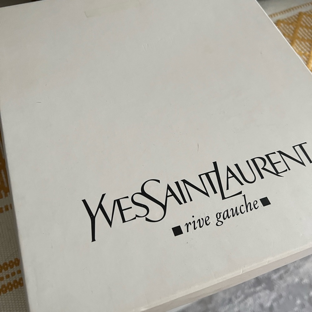 Yves Saint Laurent Tribute Pumps